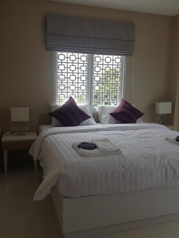 Khao Rang Place Phuket Bagian luar foto