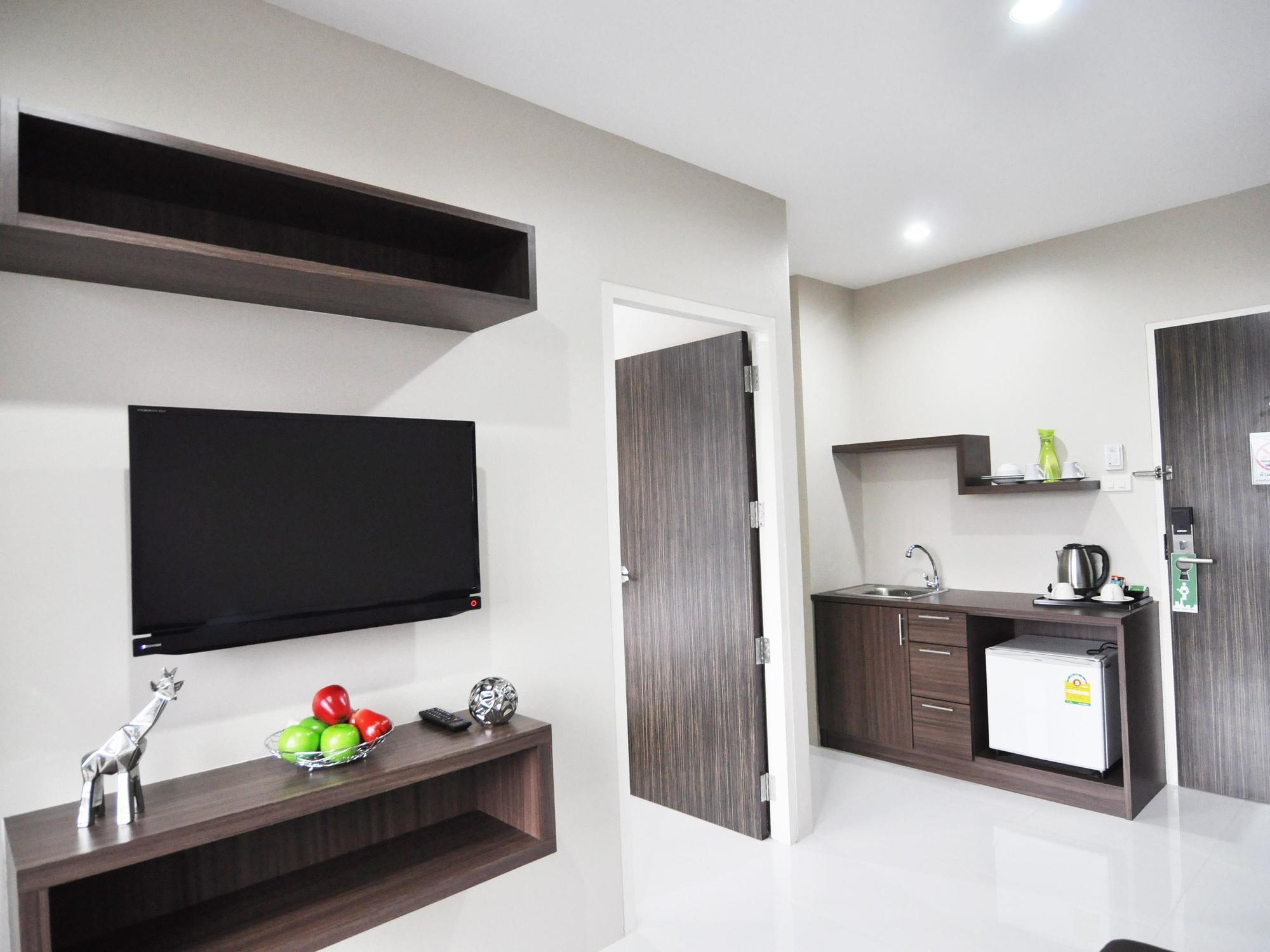 Khao Rang Place Phuket Bagian luar foto