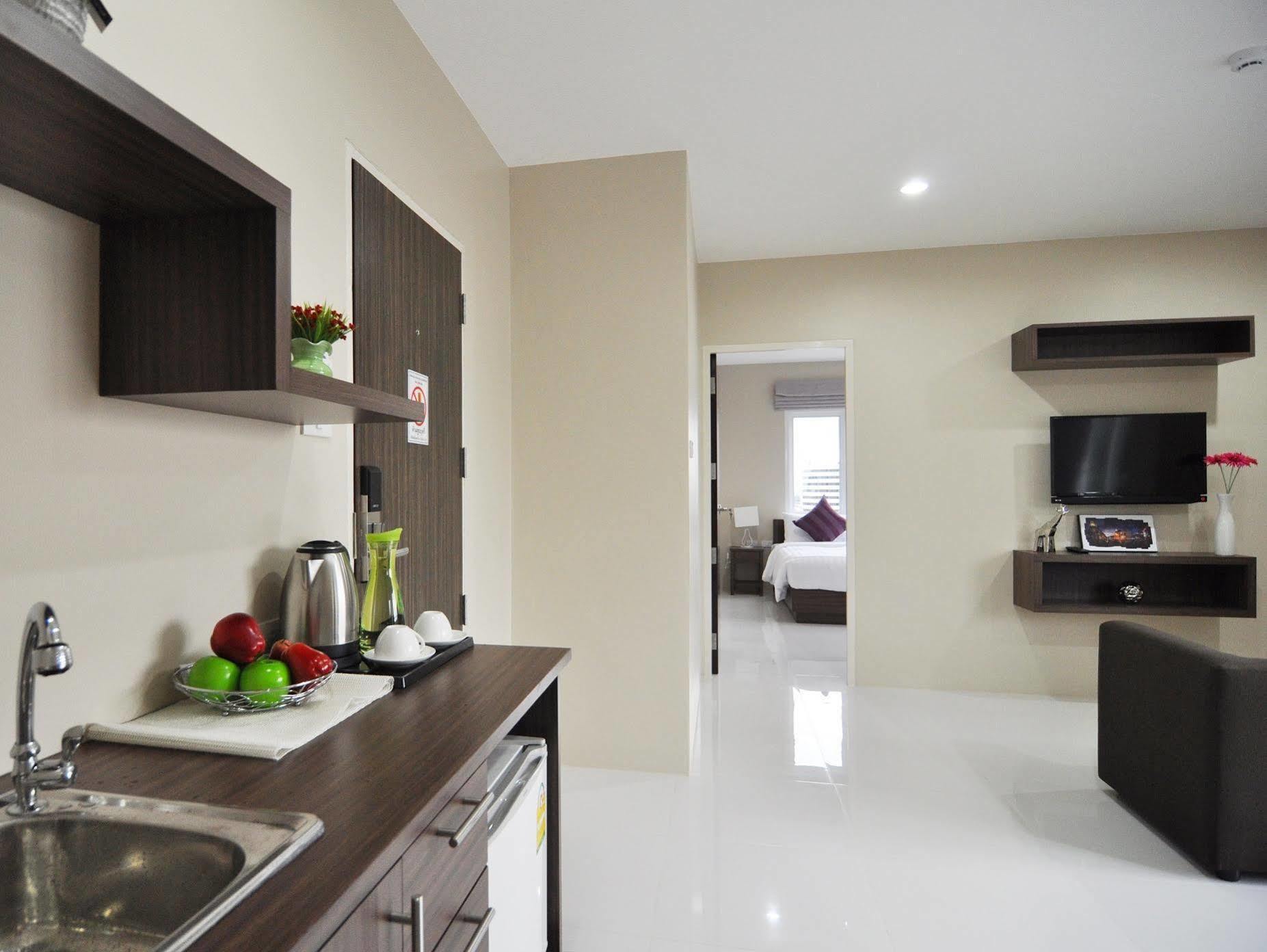 Khao Rang Place Phuket Bagian luar foto