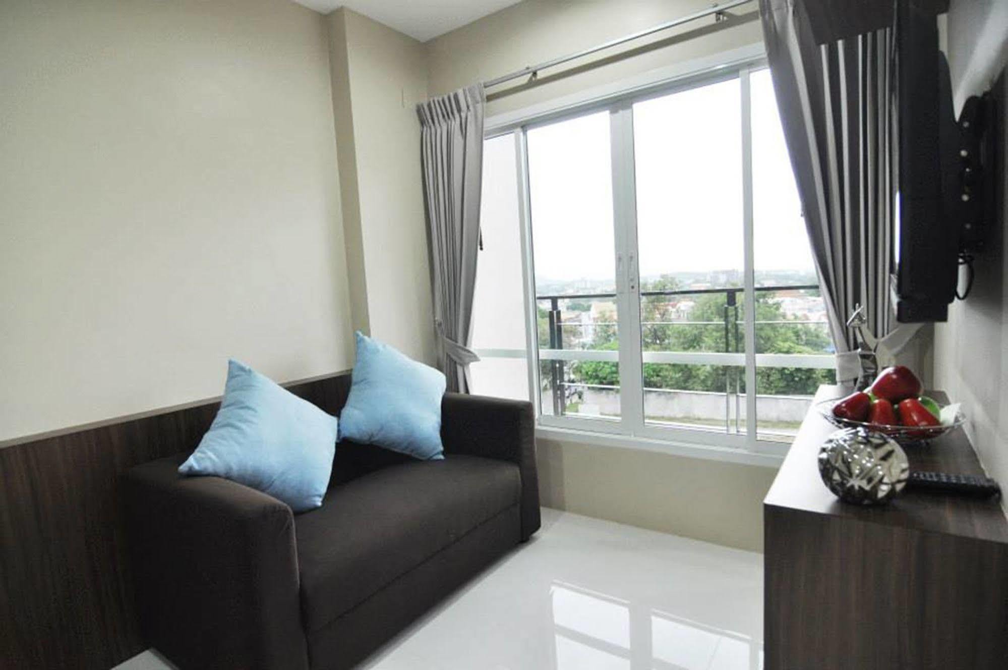 Khao Rang Place Phuket Bagian luar foto