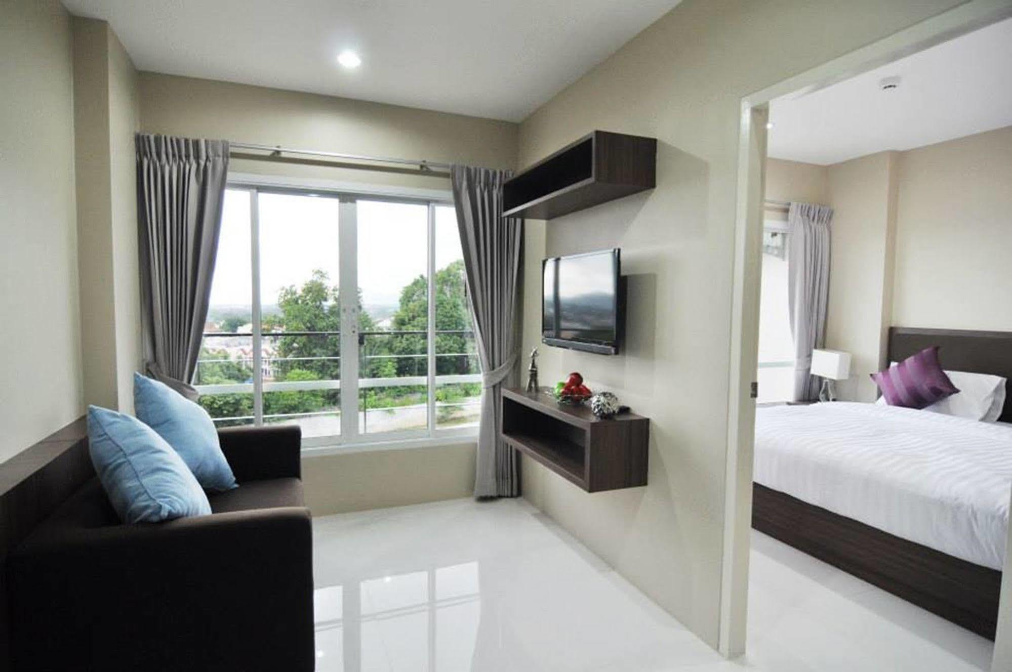 Khao Rang Place Phuket Bagian luar foto